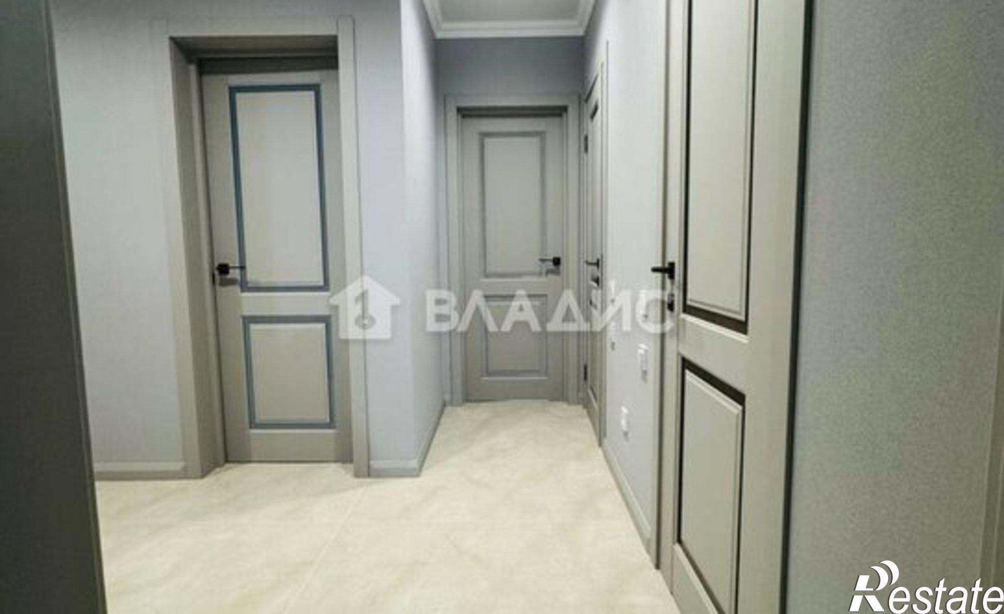 Купить квартиру за 12 000 000 рублей на ул им. Мачуги В.Н., 166А 1