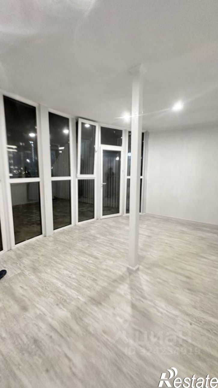 2-комн квартира улица имени Константина Гондаря, 99,  д. 99