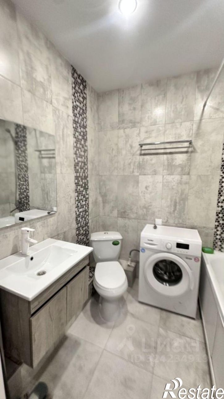 2-комн квартира улица имени Константина Гондаря, 99,  д. 99