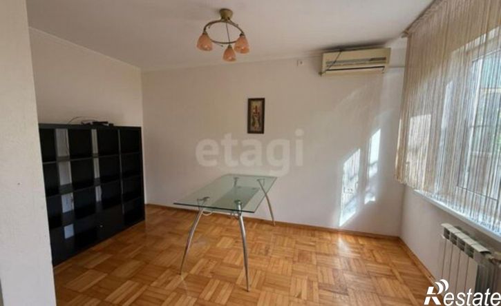 3-комн квартира улица Селезнёва, 90,  д. 90