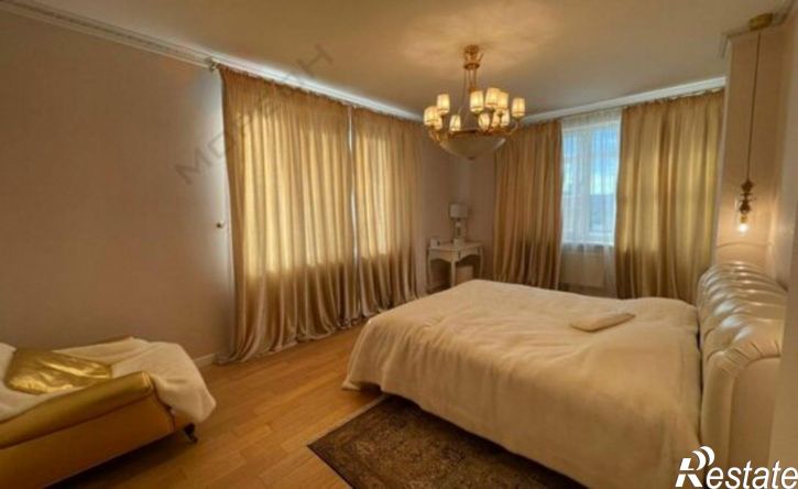 6-комн квартира Офицерская улица, 36,  д. 36