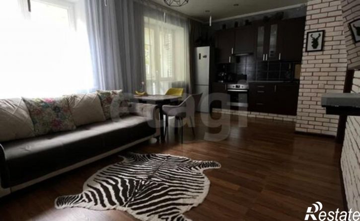 2-комн квартира ул им. Сергея Есенина, 141,  д. 141