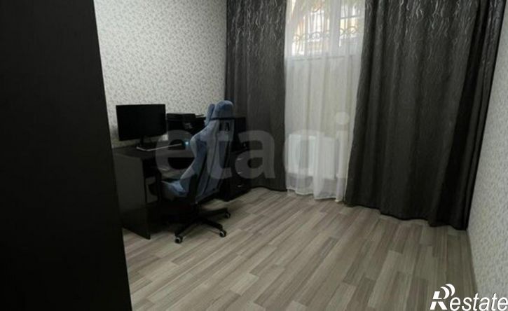 2-комн квартира ул им. Сергея Есенина, 141,  д. 141