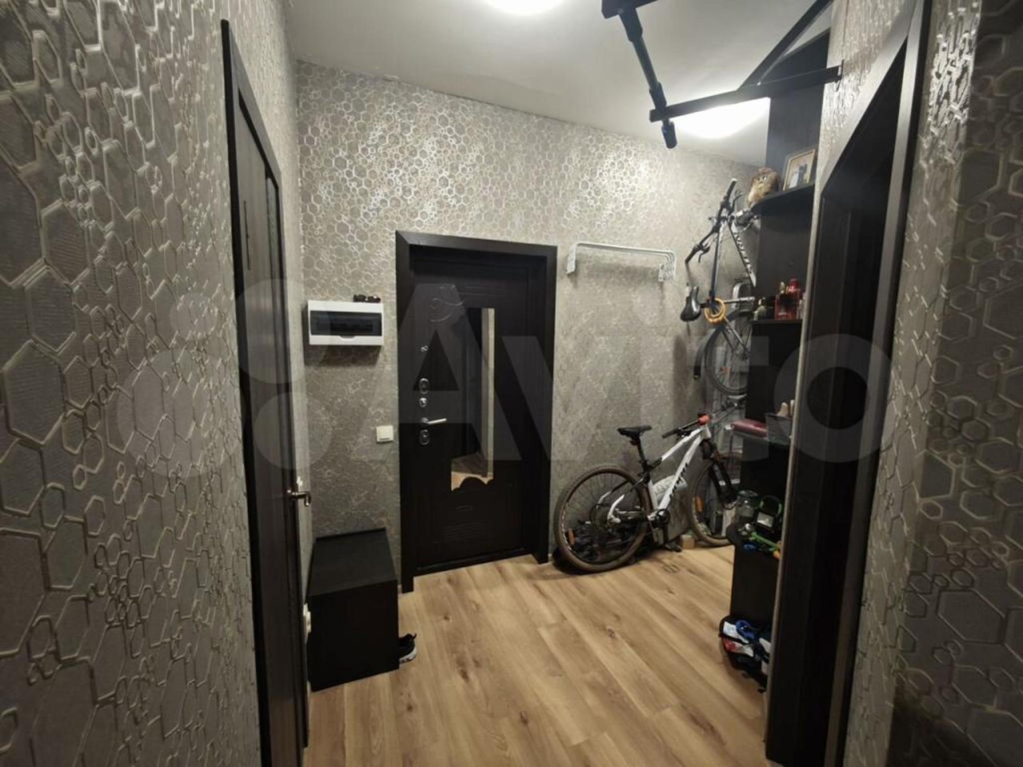 Купить квартиру за 3 080 000 рублей на Генерала Петрова ул, 1