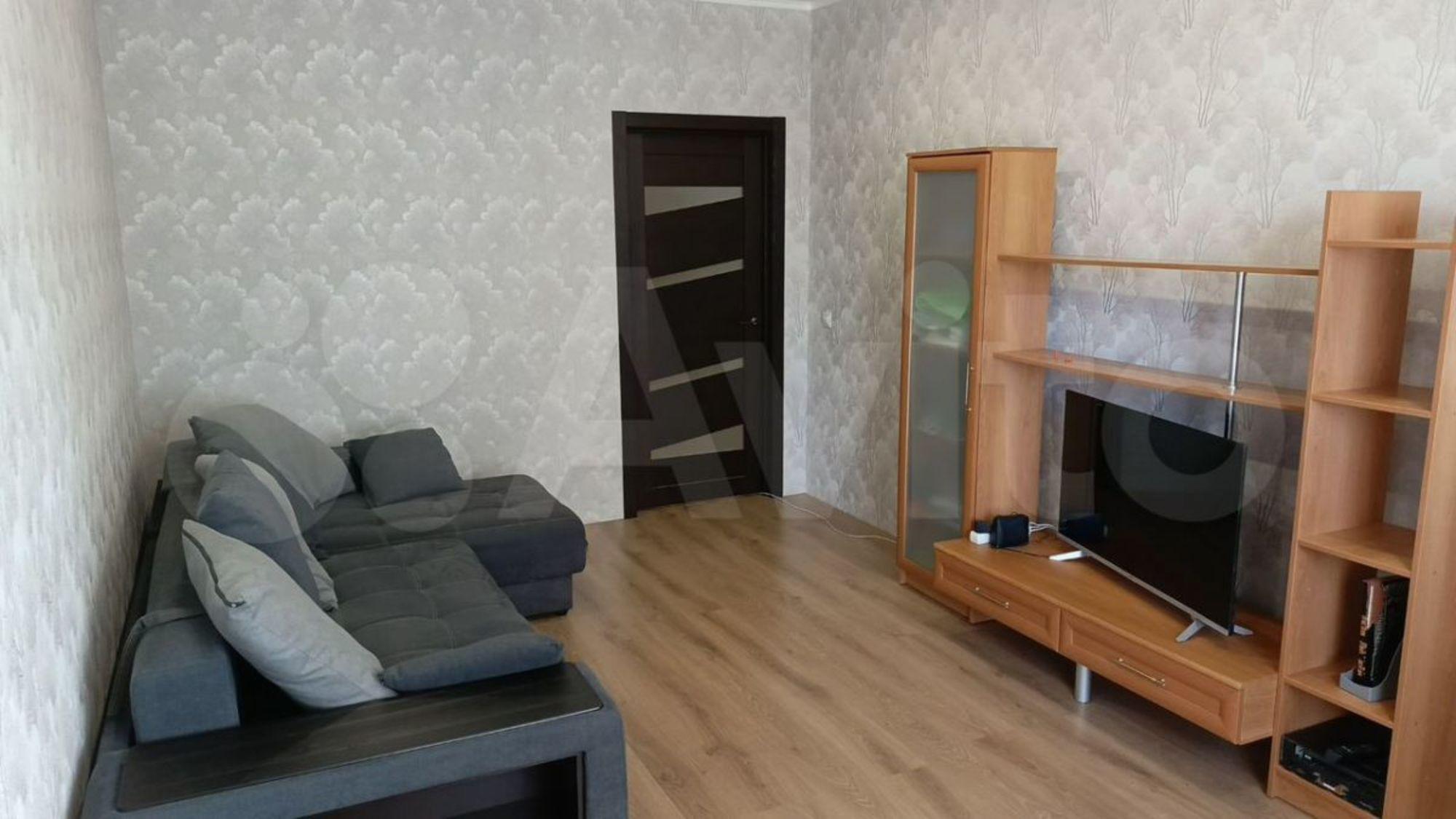 Купить квартиру за 6 300 000 рублей на Леонида Лаврова ул, 8/ к1