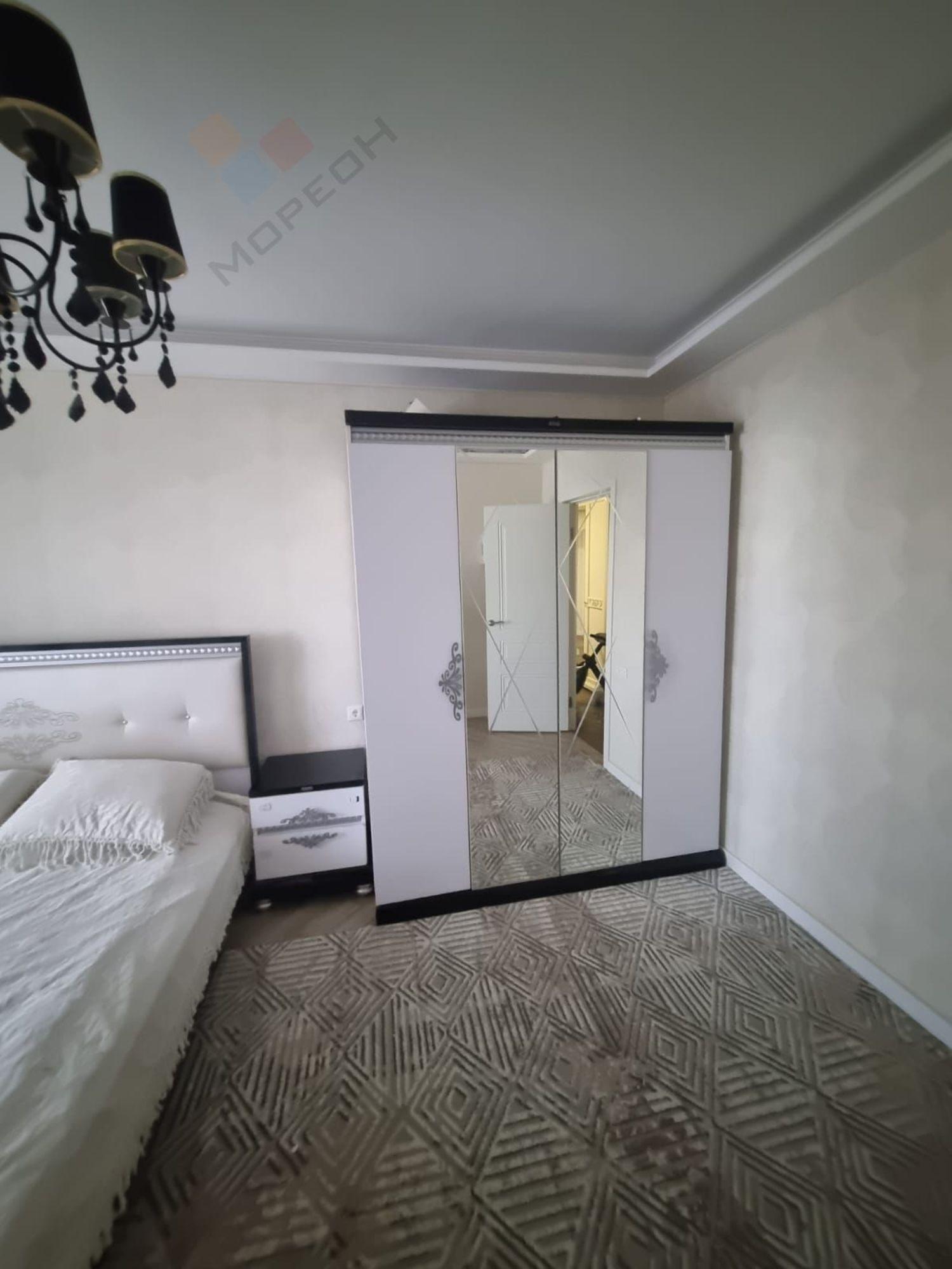 Купить квартиру за 12 000 000 рублей на Чекистов пр-кт, 21