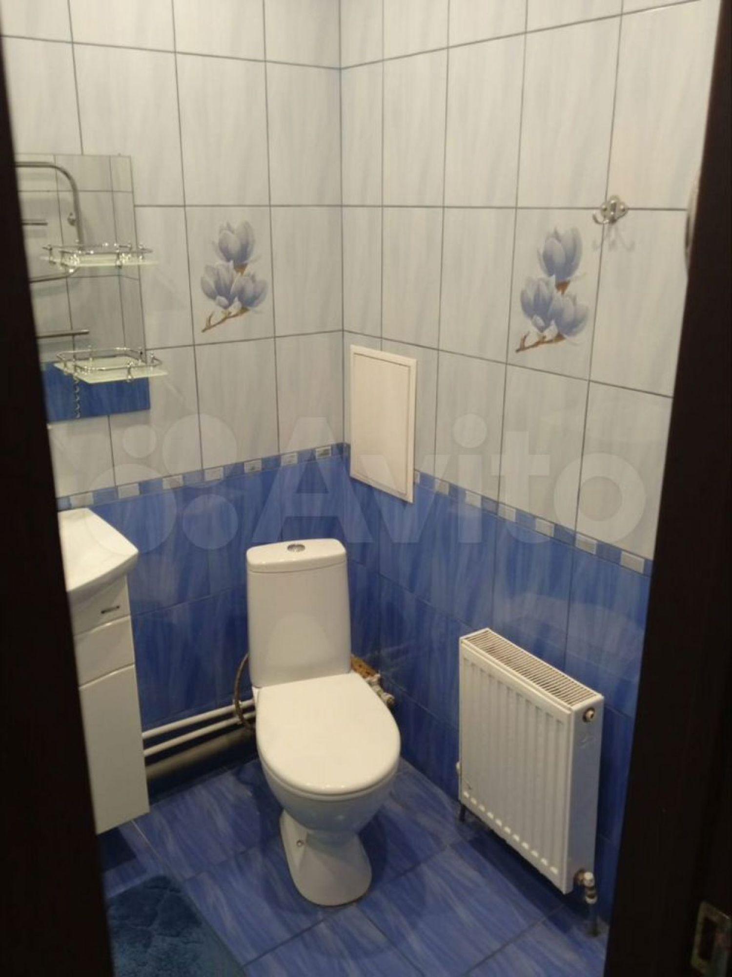 Купить квартиру за 4 000 000 рублей на Генерала Петрова ул, 25