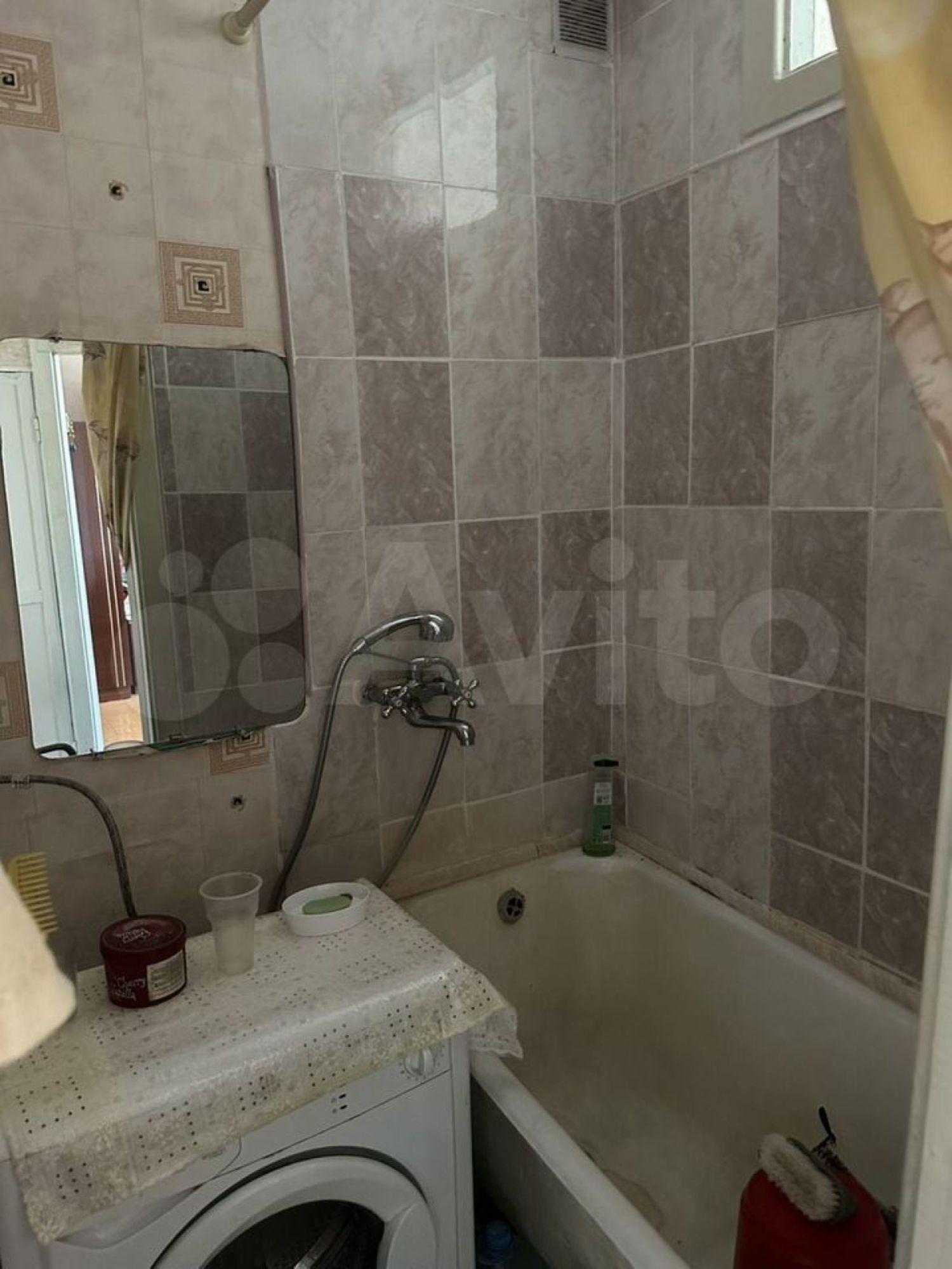 Купить квартиру за 3 100 000 рублей на Селезнёва ул, 202