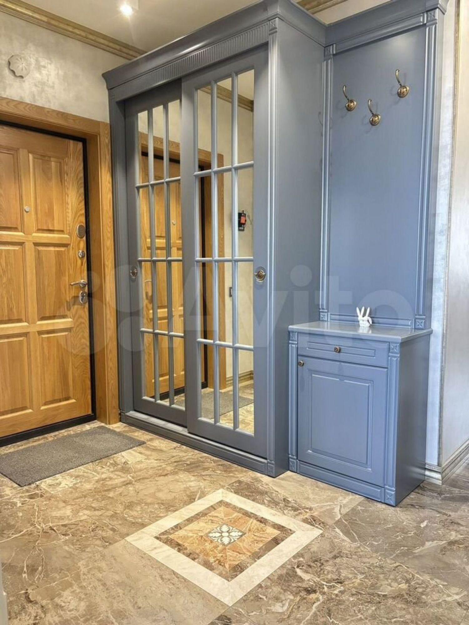 Купить квартиру за 11 700 000 рублей на Российская ул, 74