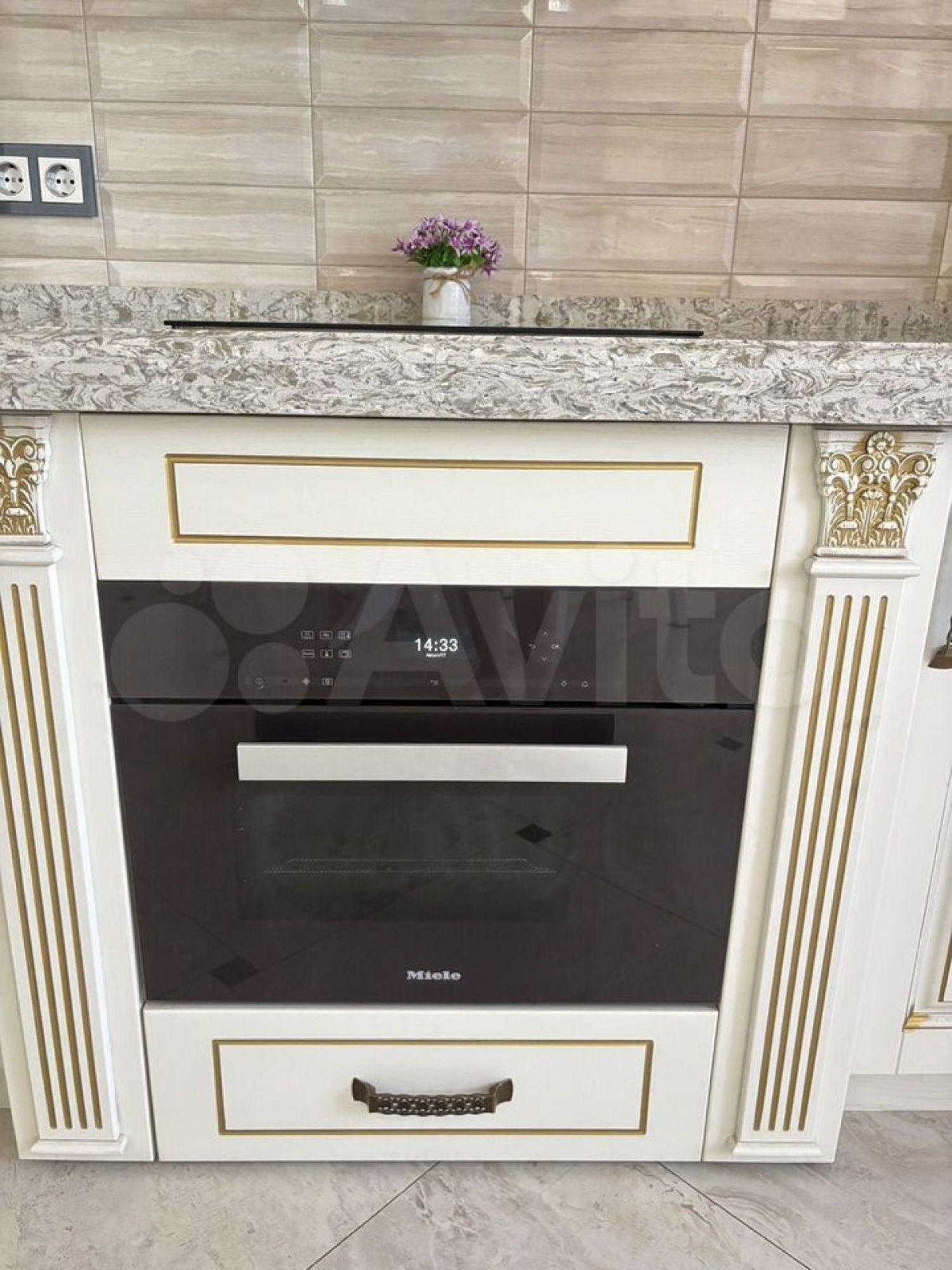 Купить квартиру за 11 700 000 рублей на Российская ул, 74