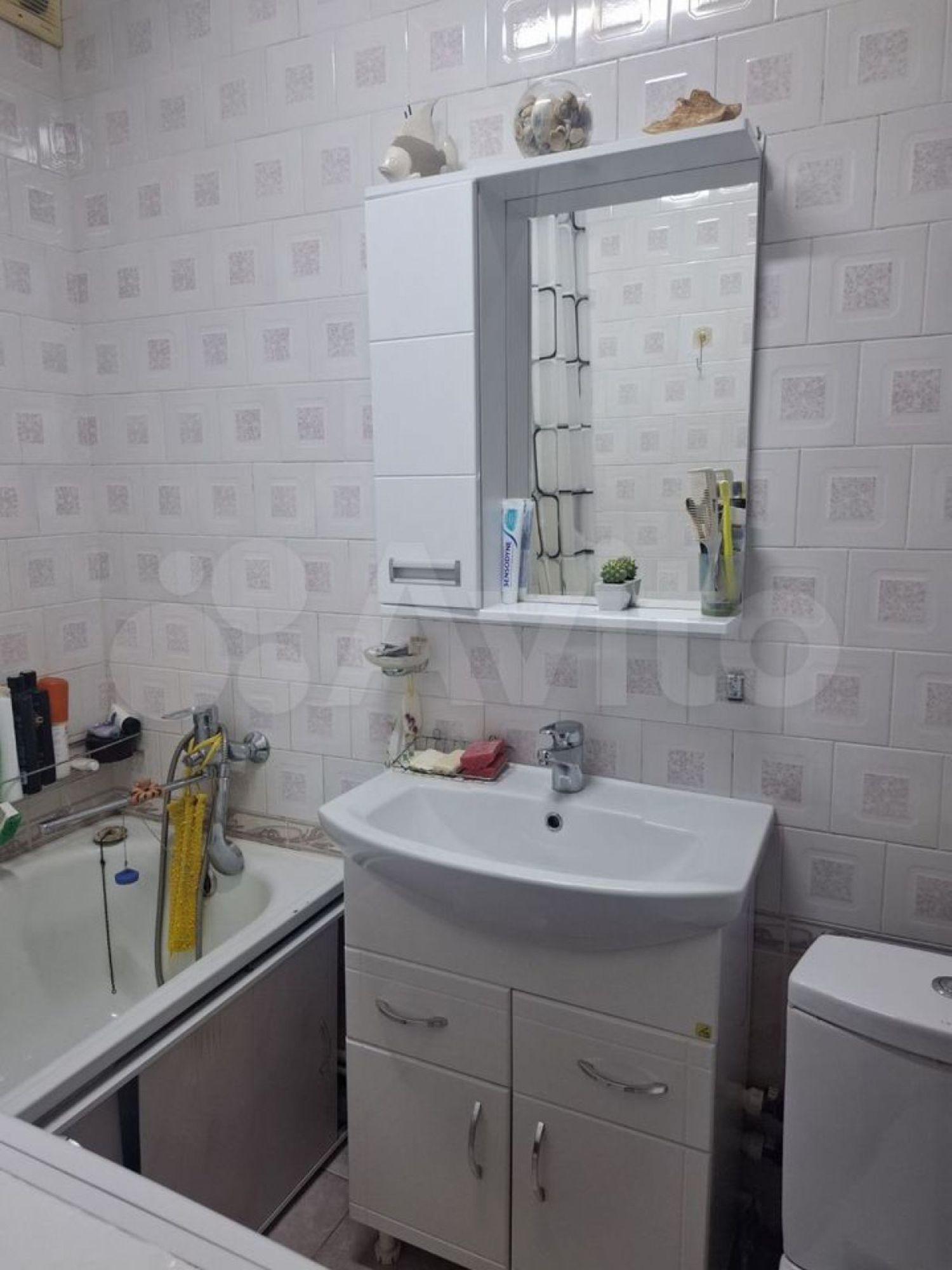 Купить квартиру за 5 500 000 рублей на Гидростроителей ул, 49