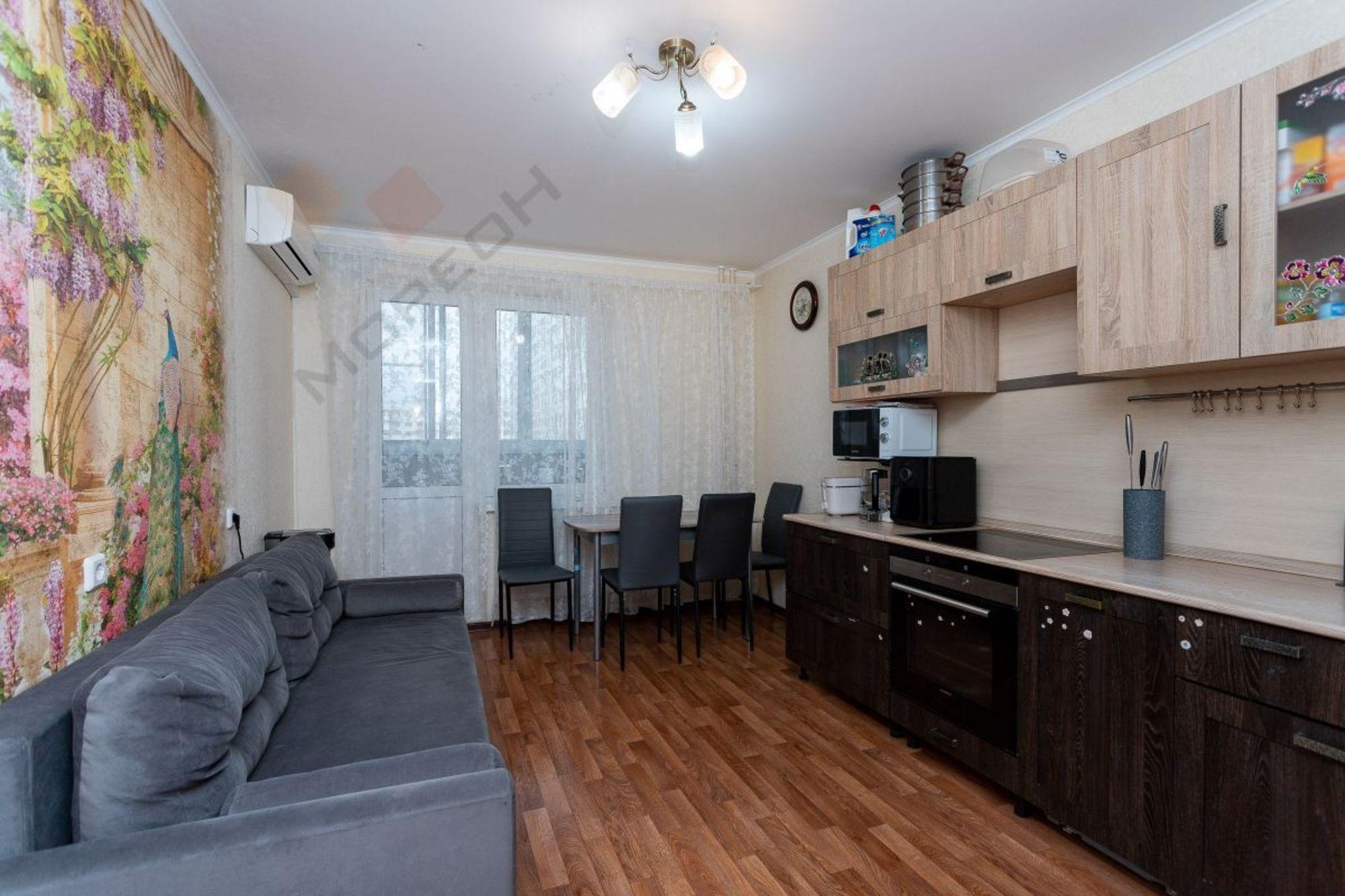 Купить квартиру за 9 800 000 рублей на Зиповская ул, 48