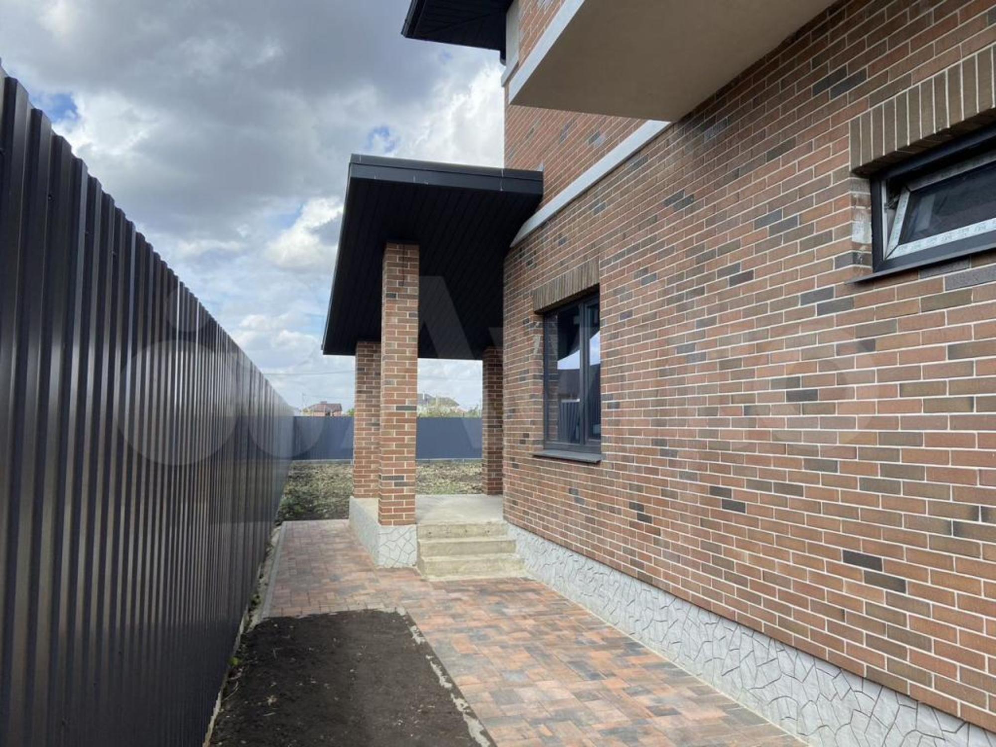 Купить дачу, дом, коттедж за 18 000 000 рублей на Беломорский пр-д, 31/1