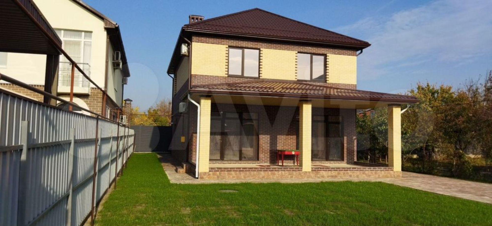 Купить дачу, дом, коттедж за 28 500 000 рублей на Колосистая ул, 19/1