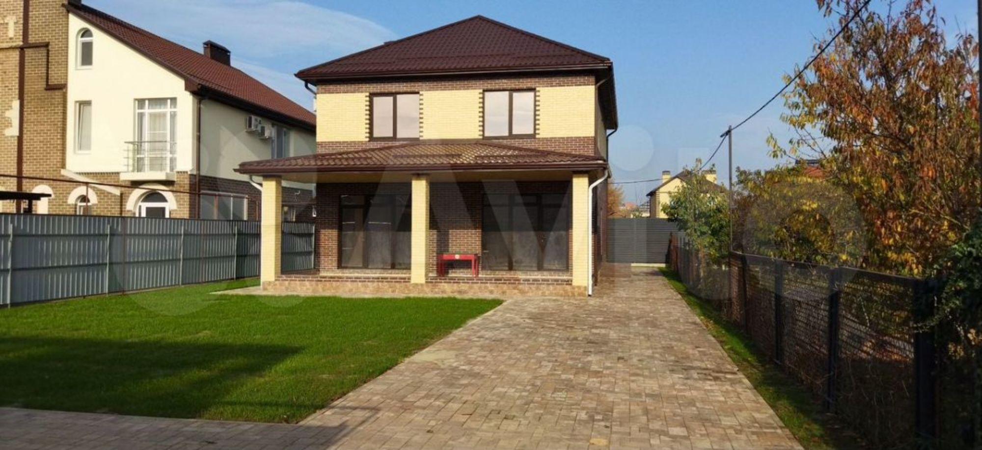 Купить дачу, дом, коттедж за 28 500 000 рублей на Колосистая ул, 19/1