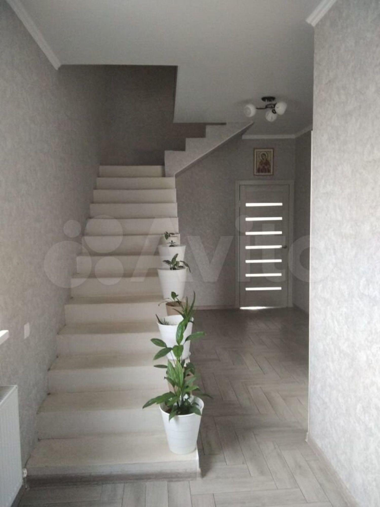 Купить дачу, дом, коттедж за 11 100 000 рублей на 3-й пр-д Лаперуза, 54