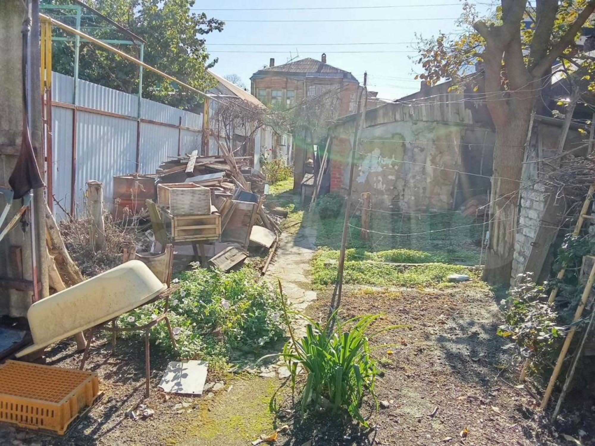 Купить дачу, дом, коттедж за 20 000 000 рублей на Новокузнечная ул, 43