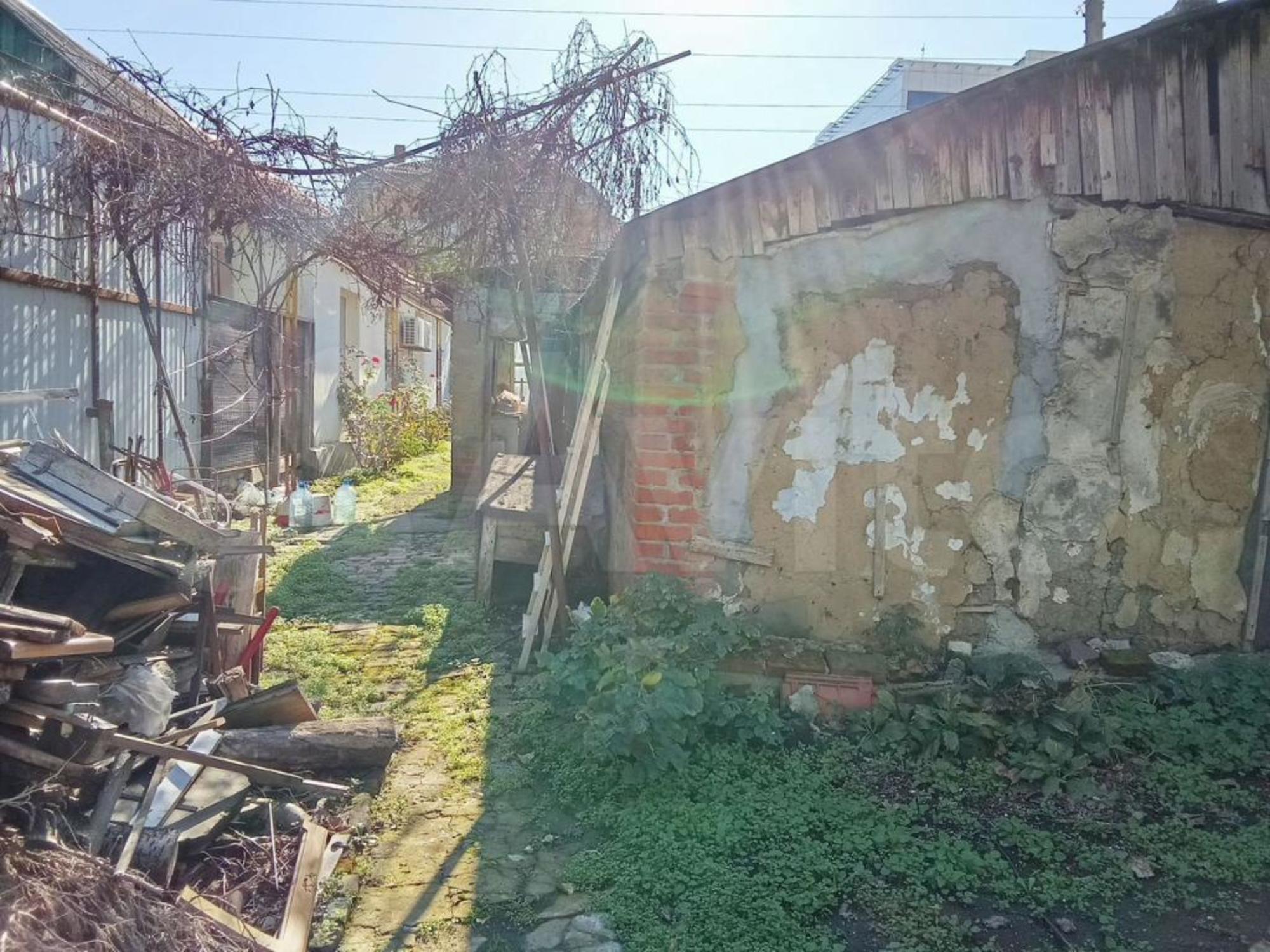 Купить дачу, дом, коттедж за 20 000 000 рублей на Новокузнечная ул, 43