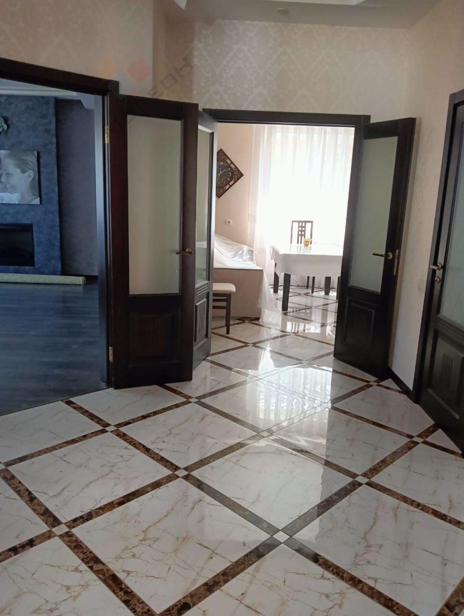 Купить дачу, дом, коттедж за 15 500 000 рублей на Ореховая ул, 16