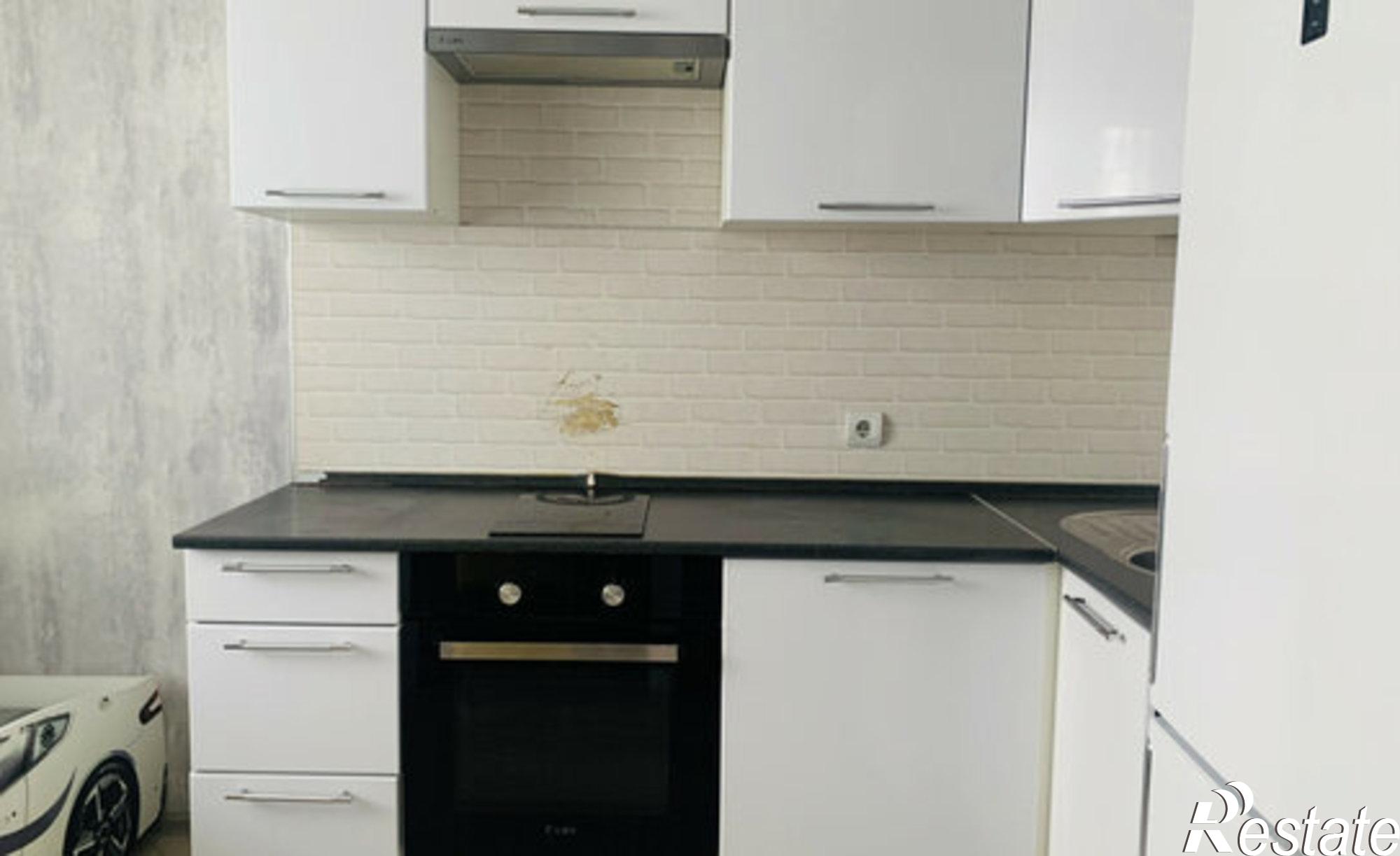 Купить квартиру за 3 100 000 рублей на Российская улица, 267 к5