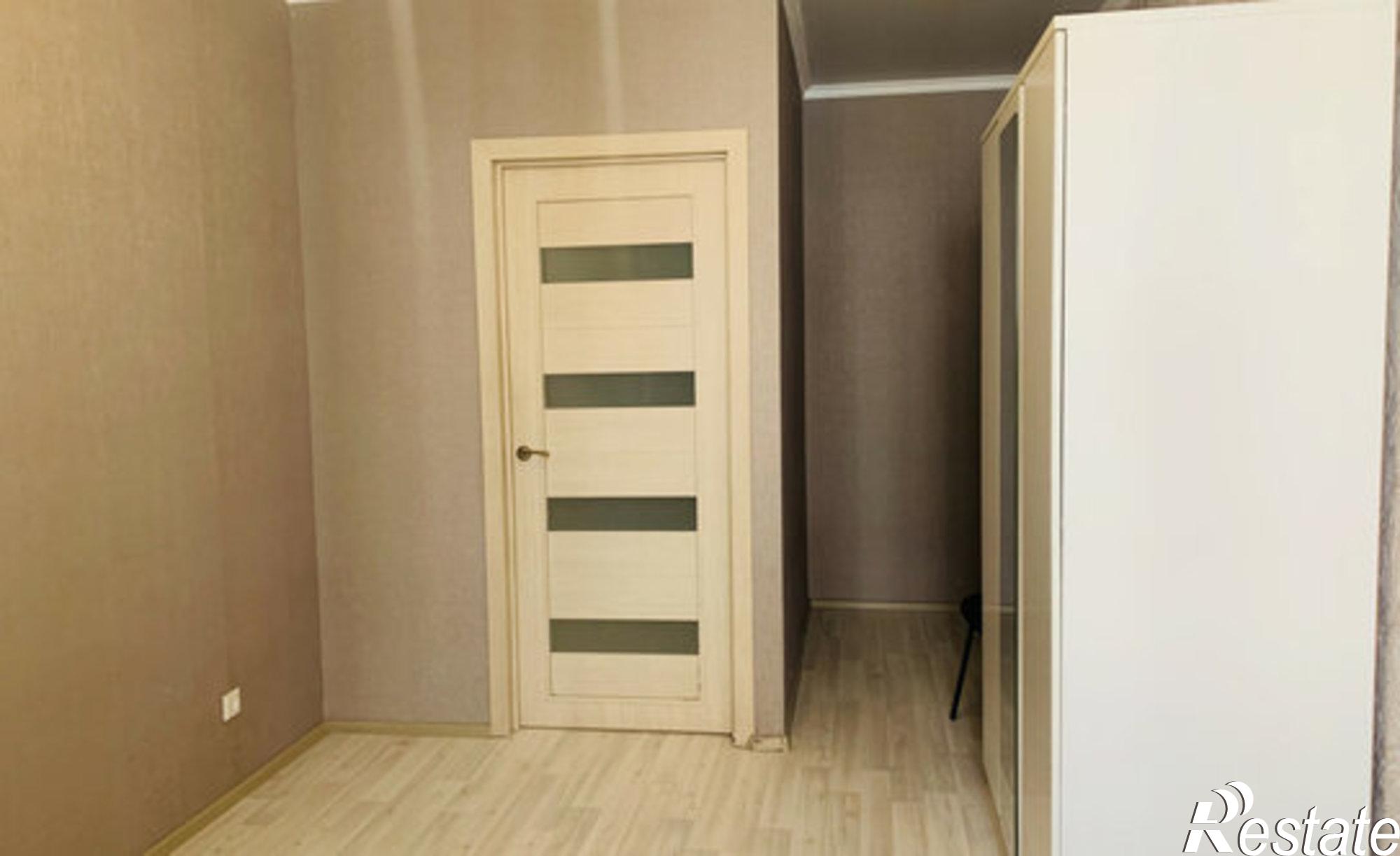 Купить квартиру за 3 100 000 рублей на Российская улица, 267 к5