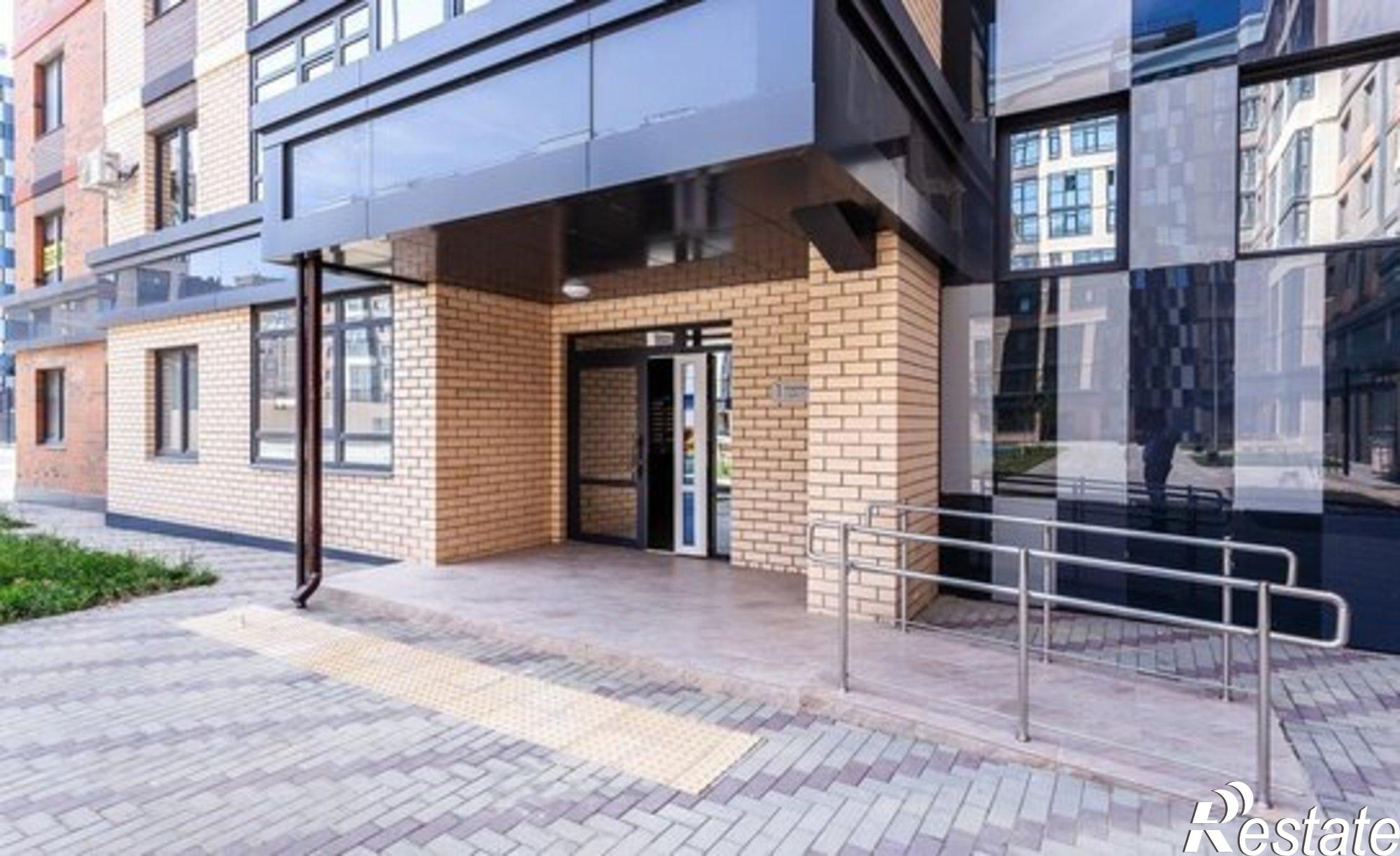 Купить квартиру за 4 000 000 рублей на улица имени Генерала Корнилова, 9