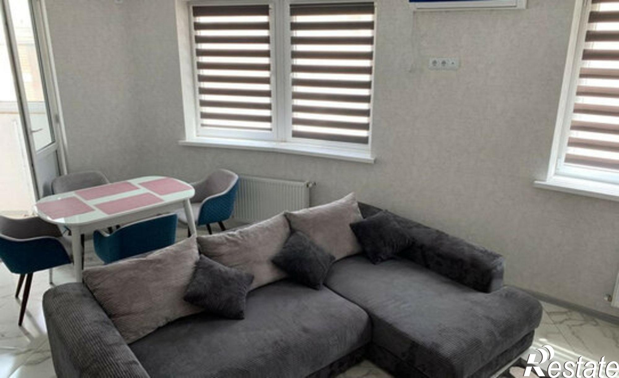 Купить квартиру за 5 200 000 рублей на ул им. Цезаря Куникова, 24 3