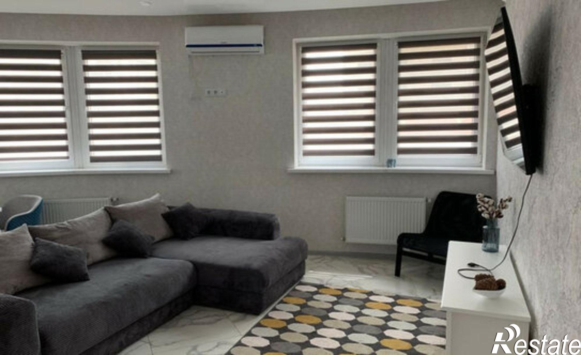 Купить квартиру за 5 200 000 рублей на ул им. Цезаря Куникова, 24 3