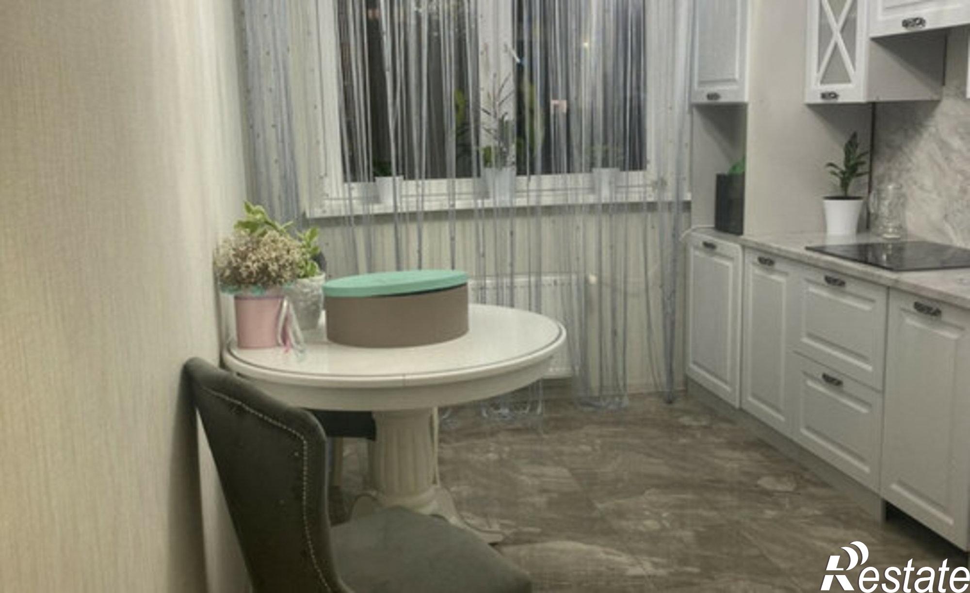 Купить квартиру за 5 400 000 рублей на ул им. Цезаря Куникова, 24 3