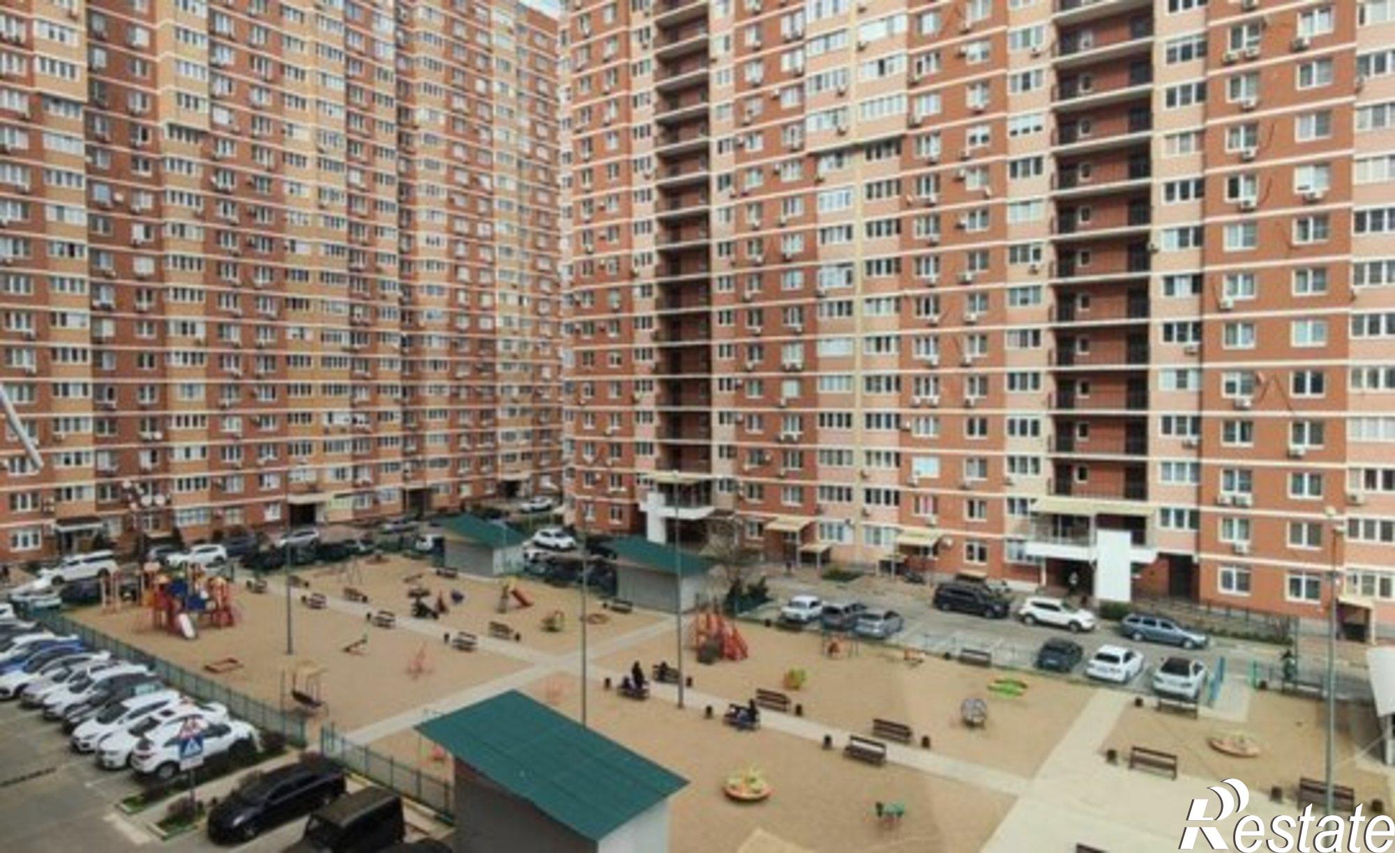 Купить квартиру за 9 350 000 рублей на ул Автолюбителей, 52/3