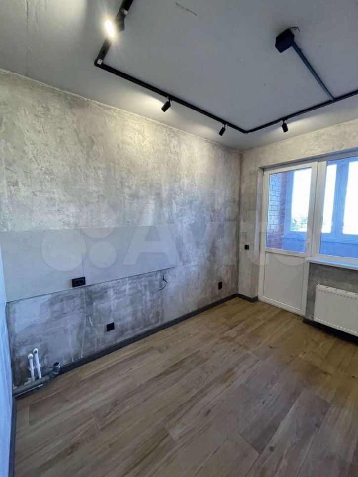 1-комн квартира Константина Гондаря ул, 105