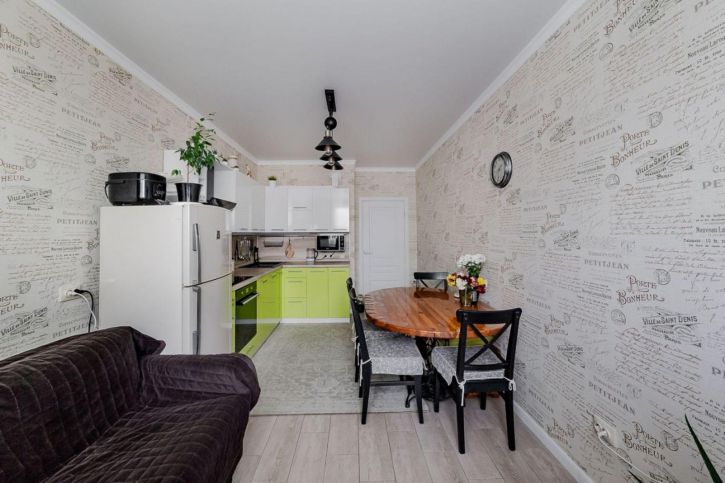 2-комн квартира Заполярная ул, 37к2