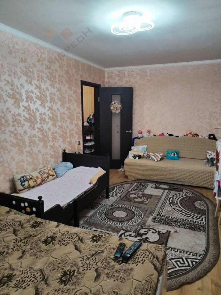 2-комн квартира Атарбекова ул, 19