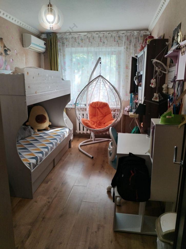 2-комн квартира Атарбекова ул, 19