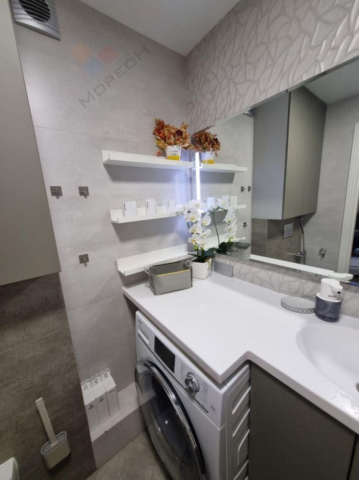 3-комн квартира Чекистов пр-кт, 21