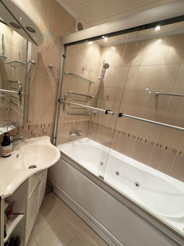 2-комн квартира Алтайская ул, 2