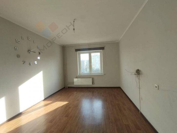 3-комн квартира Зиповская ул, 46