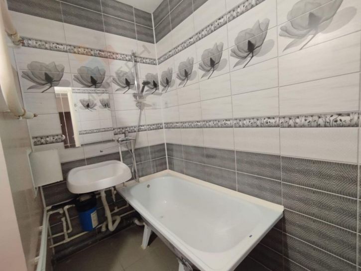 3-комн квартира Зиповская ул, 46