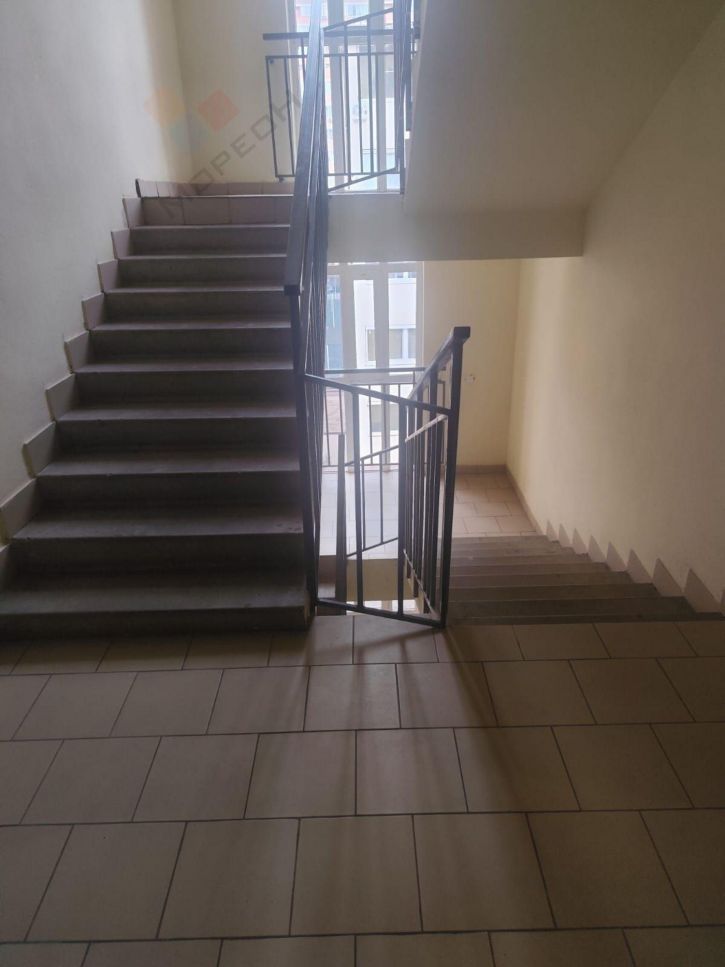 2-комн квартира Заполярная ул, 35к4