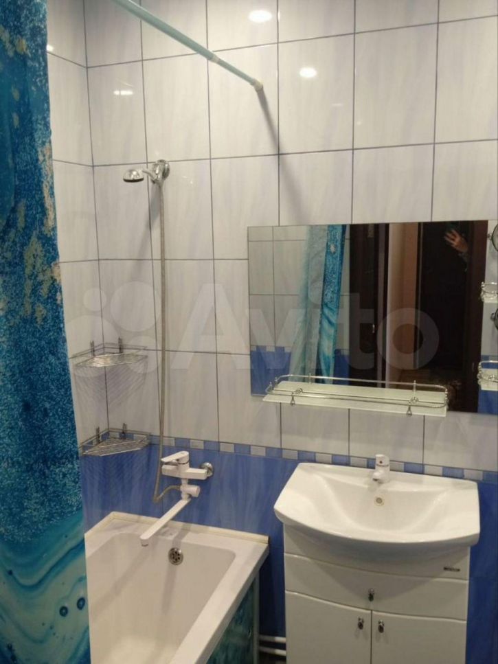 2-комн квартира Генерала Петрова ул, 25