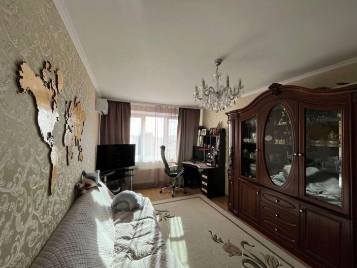 2-комн квартира Калинина ул, 13/ к60