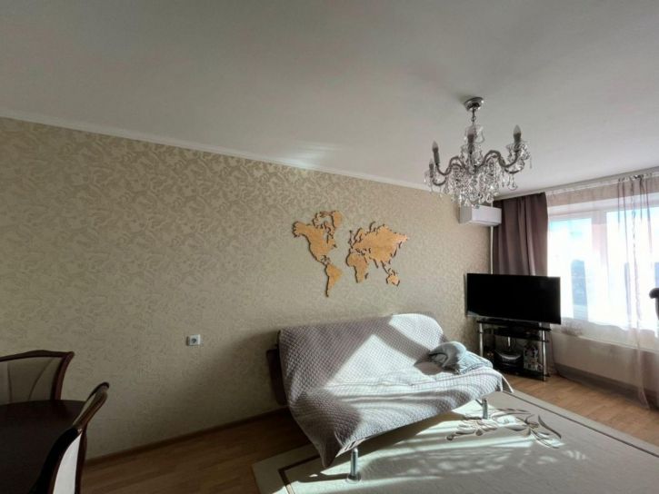 2-комн квартира Калинина ул, 13/ к60