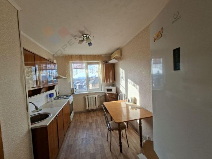 2-комн квартира Симферопольская ул, 18