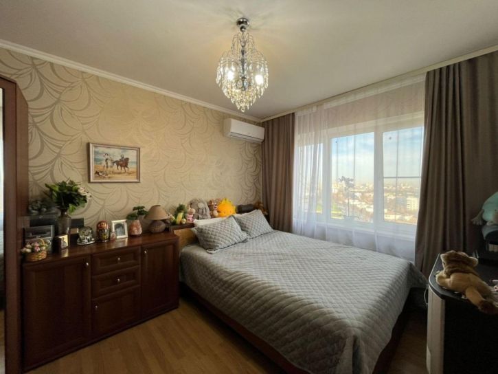 2-комн квартира Калинина ул, 13/ к60