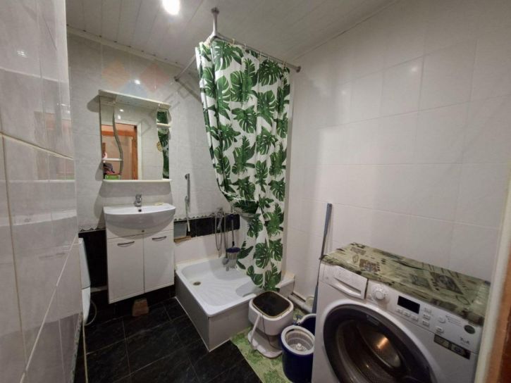 2-комн квартира Симферопольская ул, 18