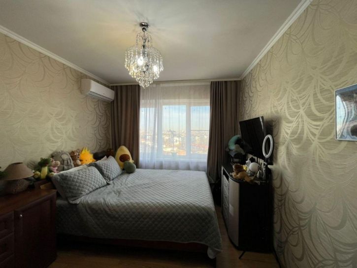 2-комн квартира Калинина ул, 13/ к60