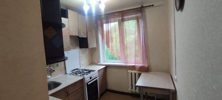 Комната им. Атарбекова ул, 49