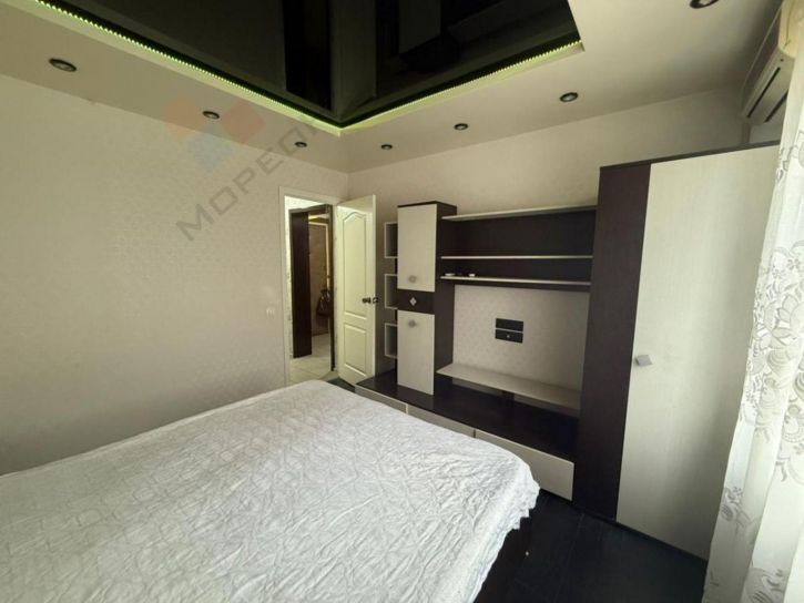 2-комн квартира Уральская ул, 198