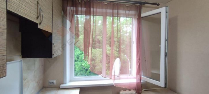 Комната им. Атарбекова ул, 49