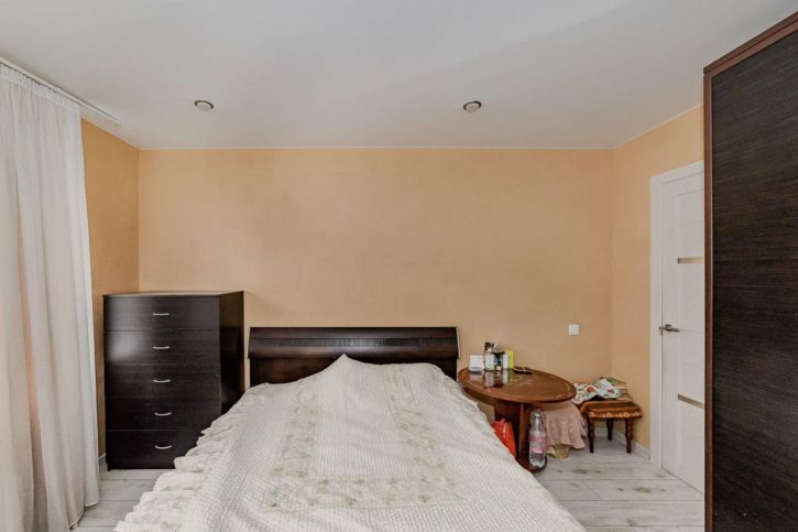 3-комн квартира Атарбекова ул, 25